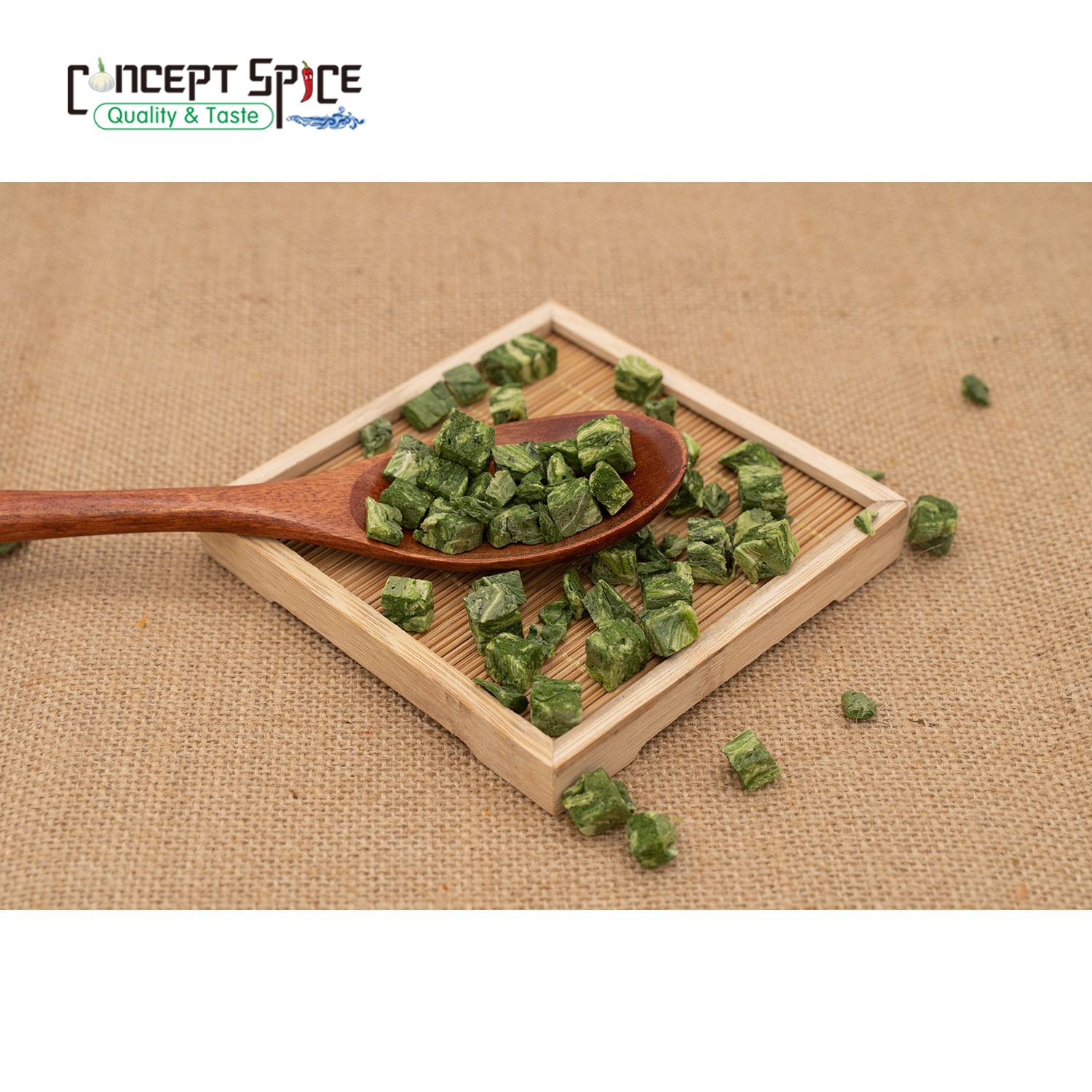 Freeze dried spinach dices 